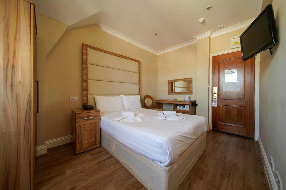 Фото Royal Eagle Hotel