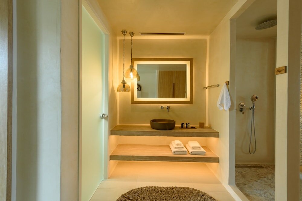 Фото Divelia East