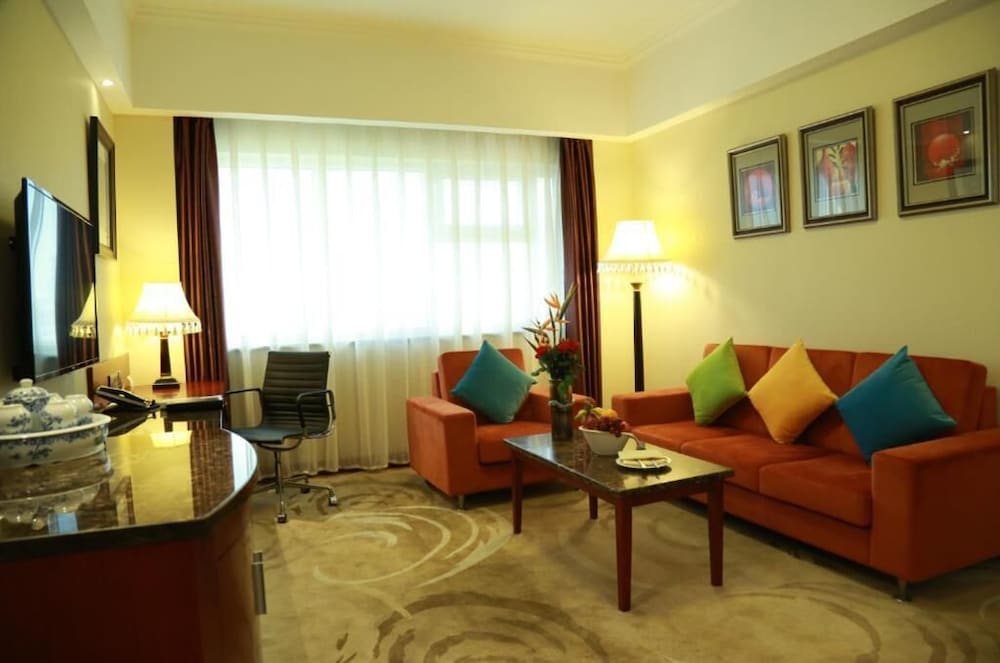 Фото Dalian Kerren Hotel