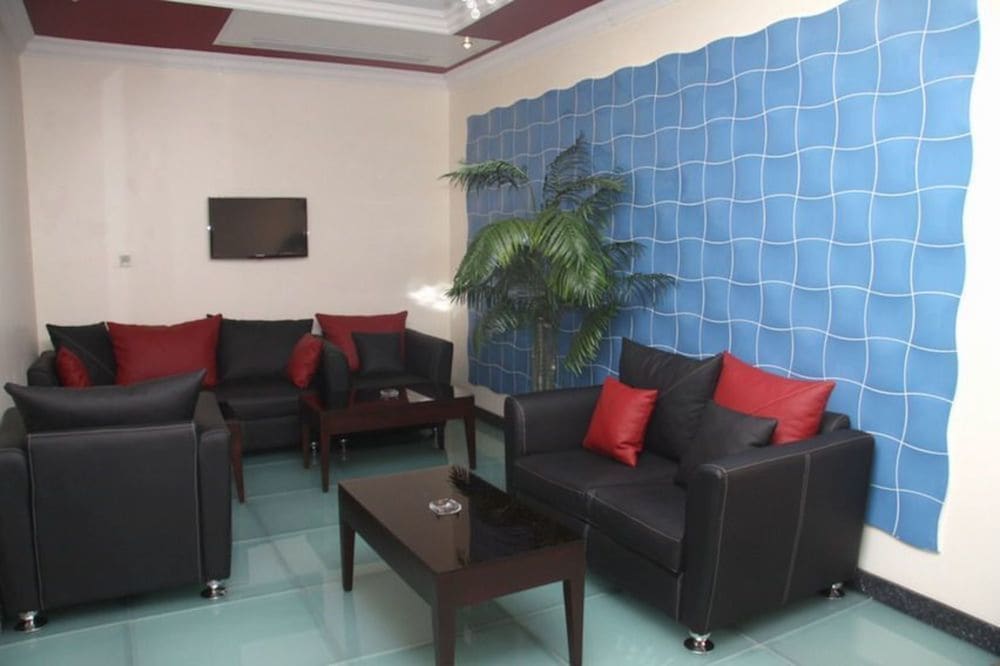 Фото Chesney Hotel