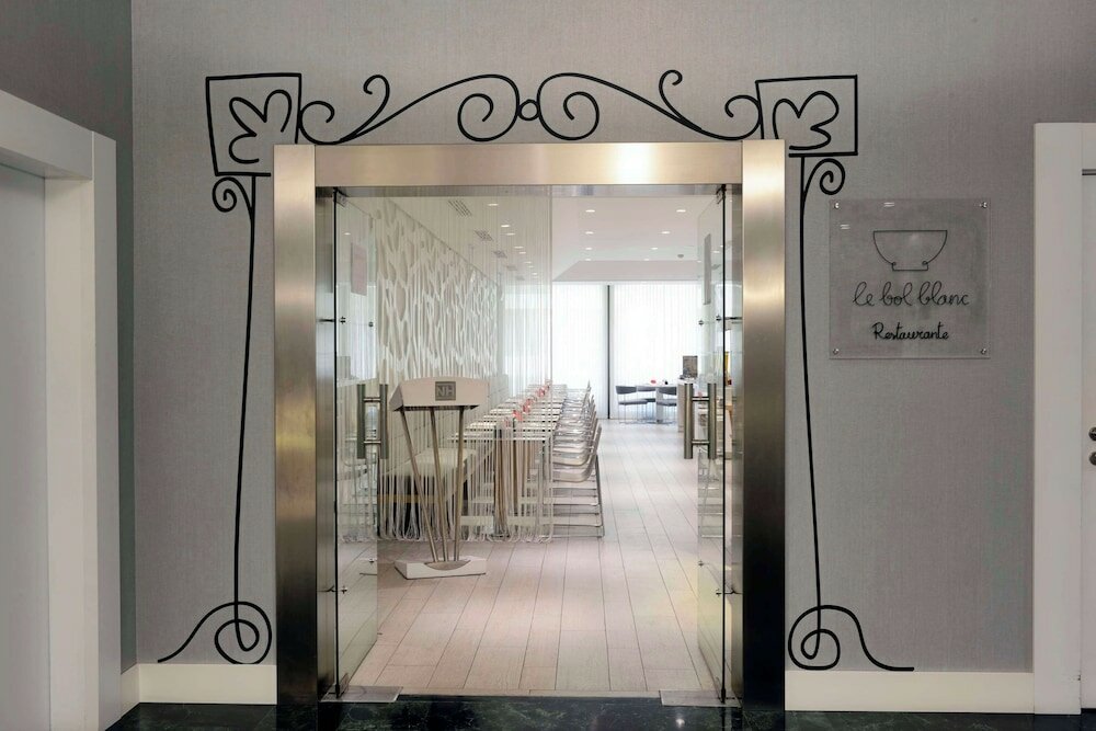 Фото Nh Collection Villa de Bilbao