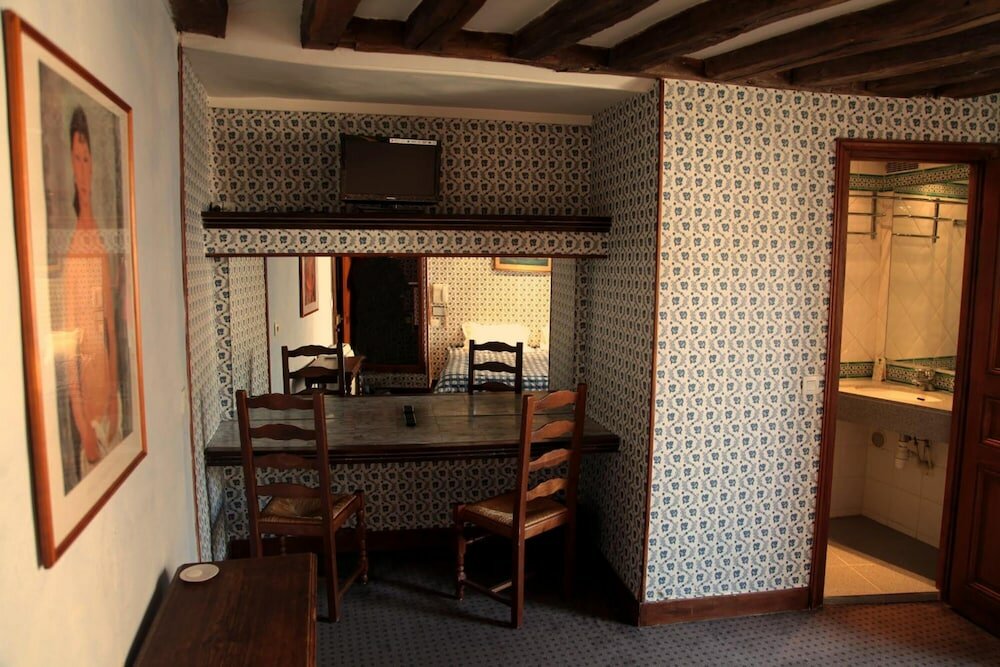 Фото Hôtel du Lys