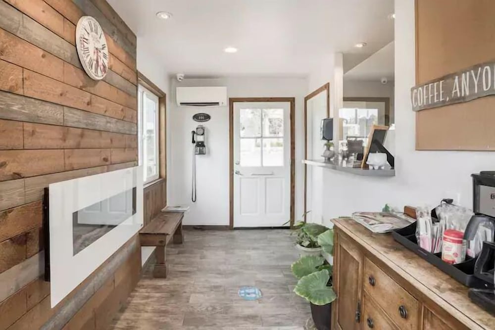 Фото Ramona Valley Inn