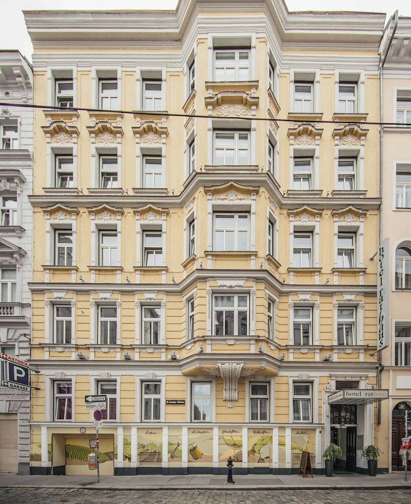 Фото Hotel Rathaus Wein & Design