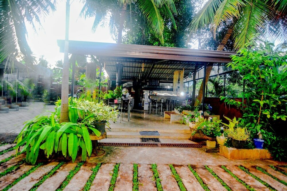 Фото Гостевой Дом Kutumbaya Resort