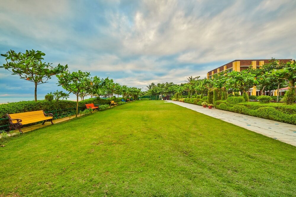 Фото Mayfair Waves