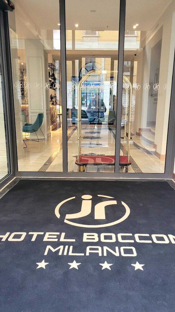 Фото IH Hotels Milano Bocconi