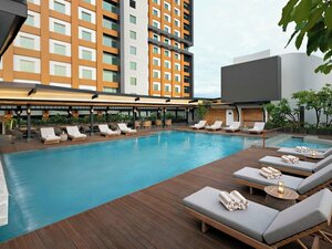 Гостиница Mövenpick Hotel Jakarta City Centre