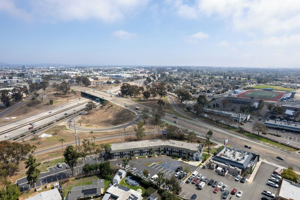 Фото Motel 6 San Diego, Ca - North