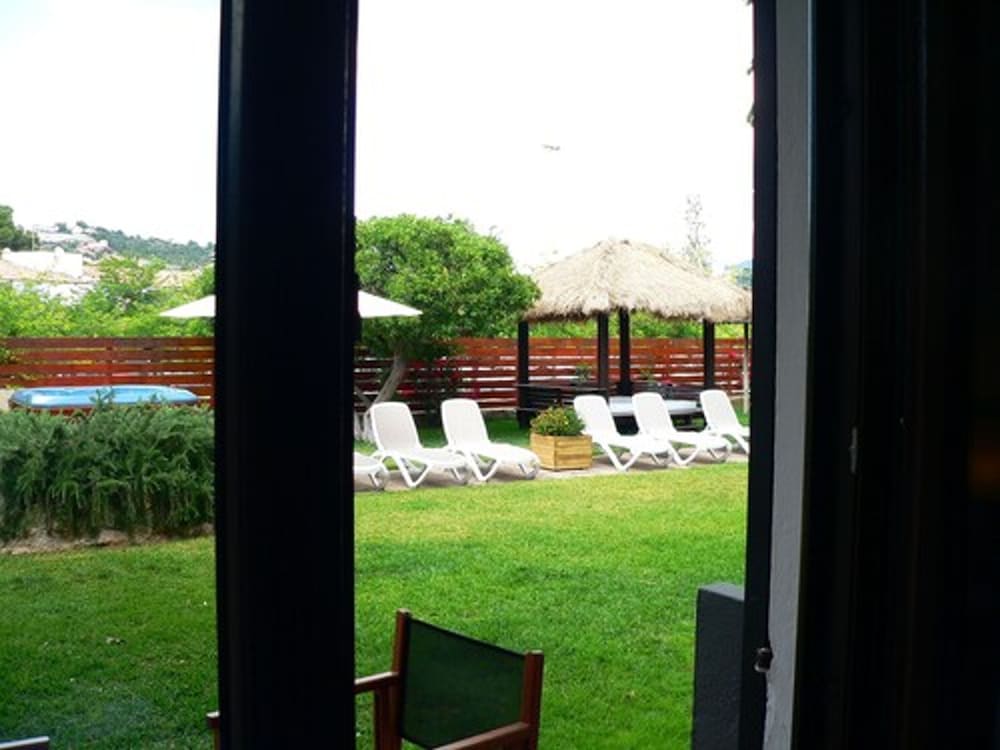 Фото Hotel Boutique Bon Repos - Adults Only