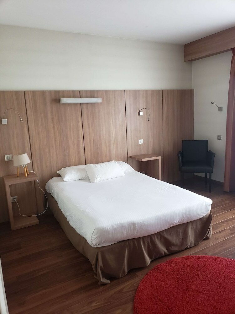 Фото Kyriad - Tours Centre