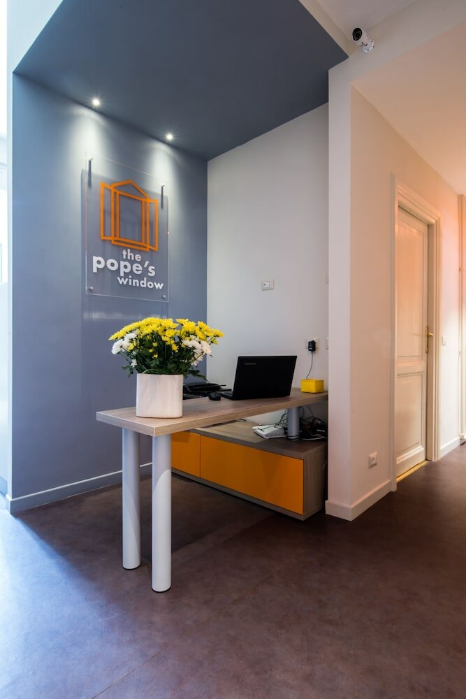 Фото The Pope's Window