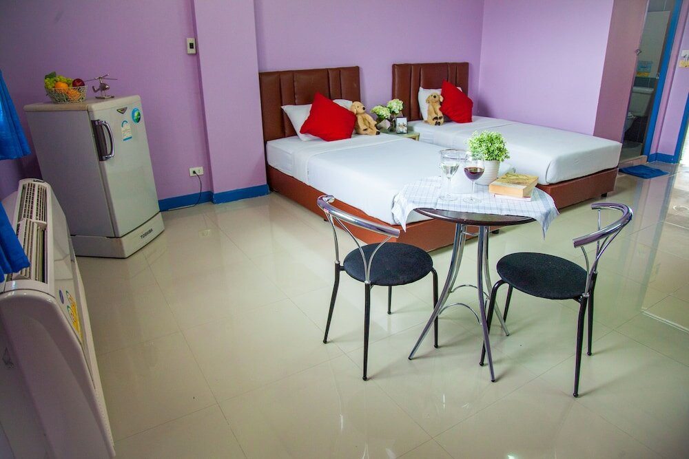 Фото Happyland Mansion