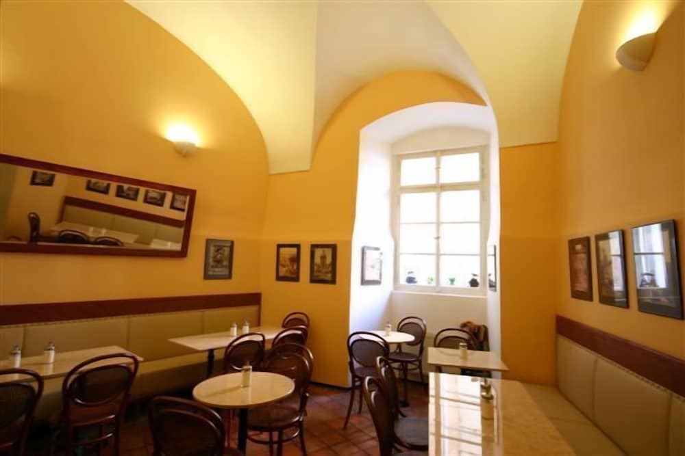 Фото 182330774545