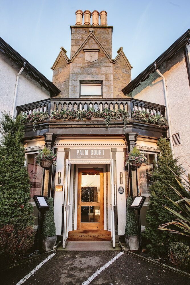 Фото Palm Court Hotel