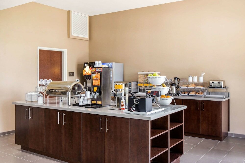 Фото Comfort Suites - South Austin