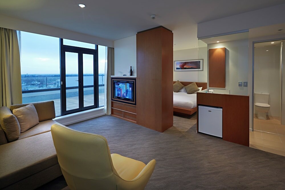 Фото Novotel Christchurch Cathedral Square