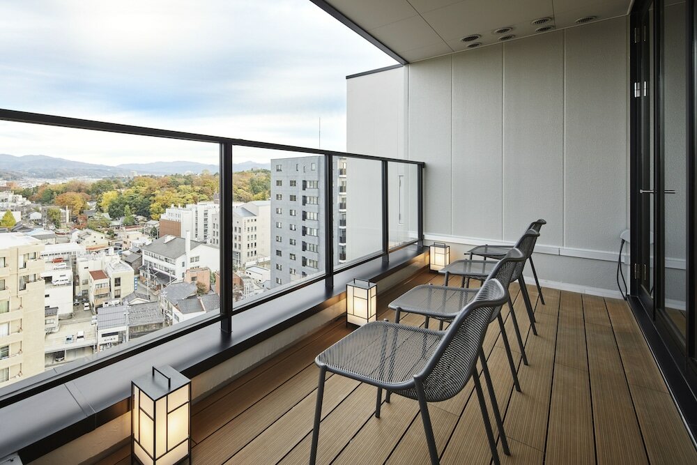 Фото The square hotel