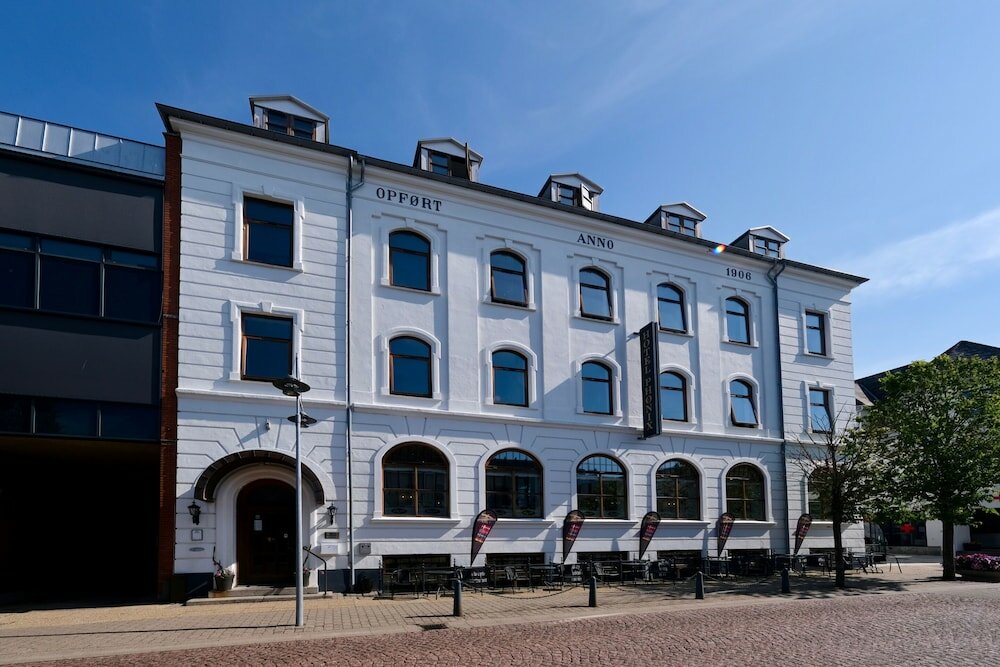 Фото Hotel Phønix Brønderslev