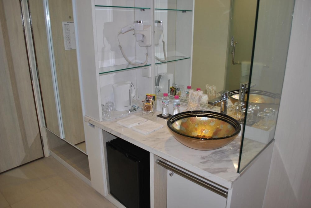 Фото Jayleen Clarke Quay Hotel