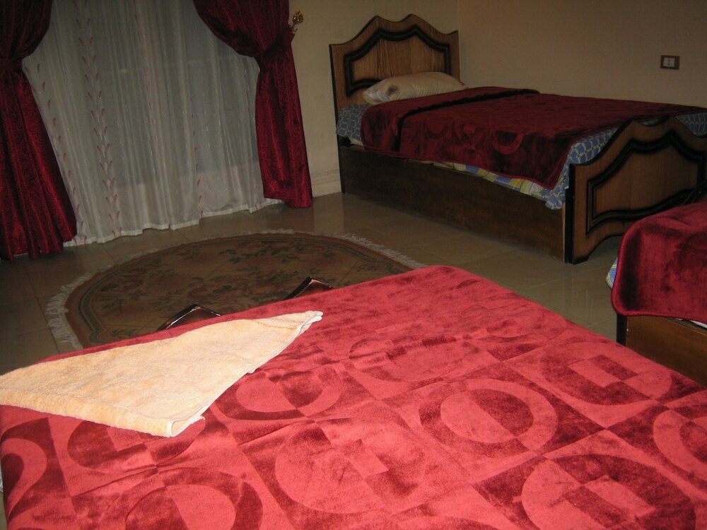 Фото Alexander Hostel