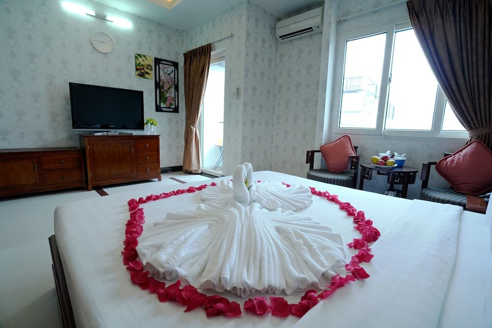 Фото Ben Thanh Retreats Hotel