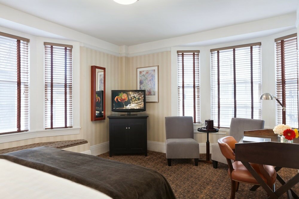 Фото Executive Hotel Vintage Court