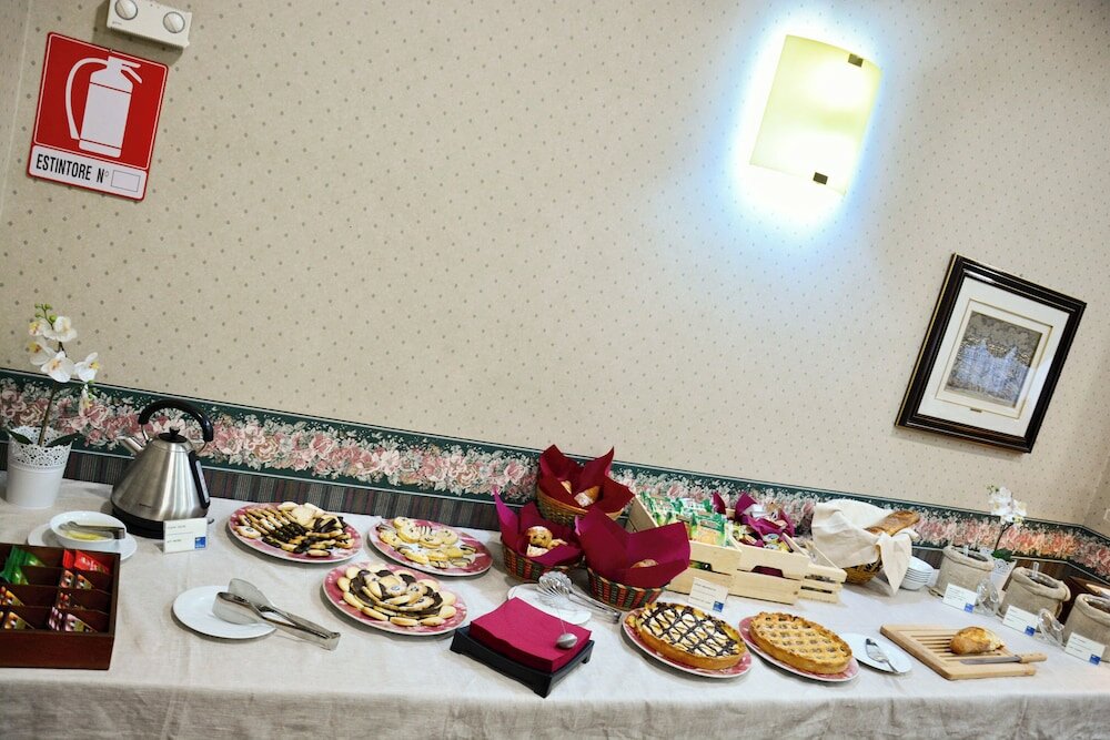 Фото Hotel Kroma