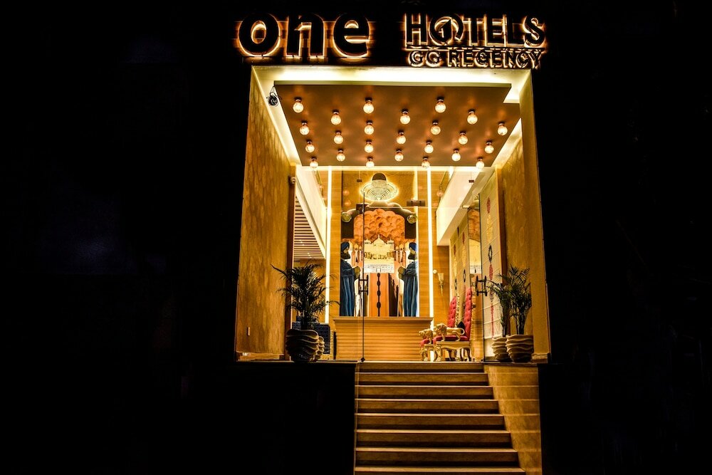 Фото отеля 1