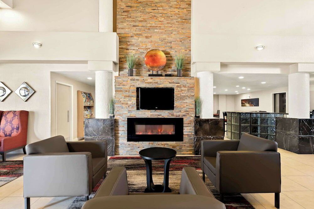 Фото Best Western Plus Irvine Spectrum Hotel