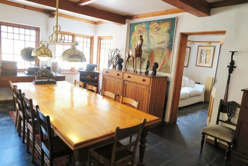 Фото Sandton Farmhouse Executive B&b