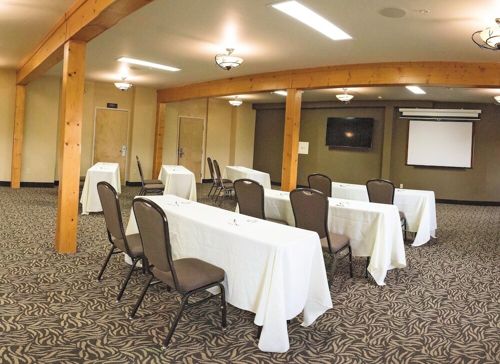 Фото Comfort Suites Golden West on Evergreen Parkway