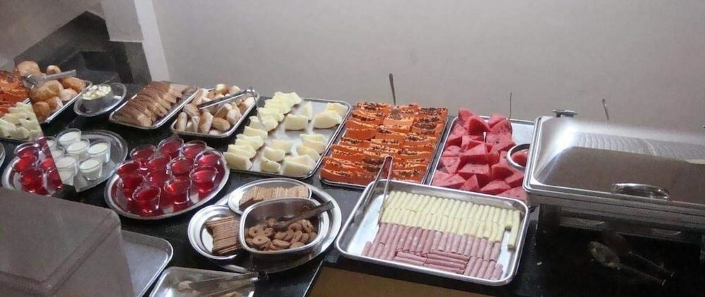 Фото Goias Hotel