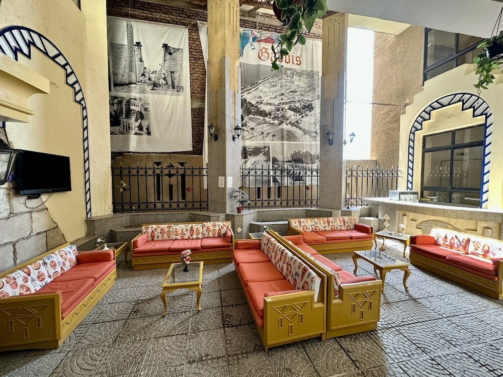 Фото Отель Gaddis Hotel