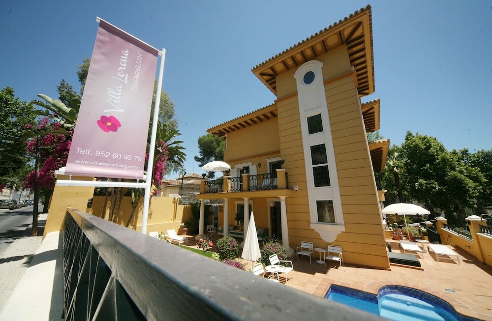 Фото Hotel Boutique Villa Lorena by Charming Stay