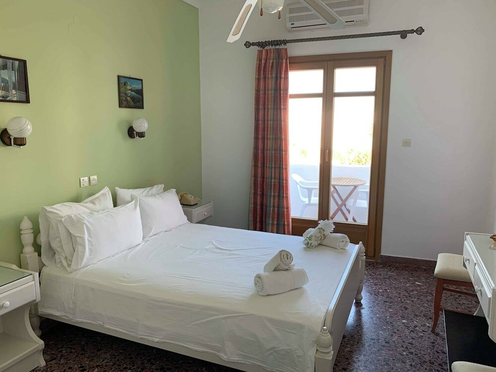 Фото Minoa Hotel