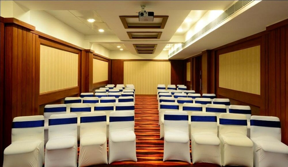 Фото The Chariot Resort & SPA