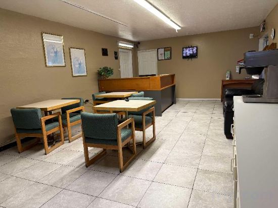 Фото Knights Inn Wendover