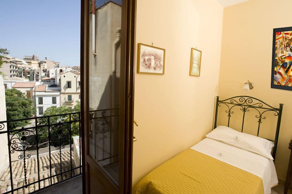 Фото Hotel Columbia