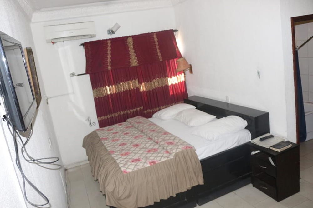 Фото Amanda Hotels Limited