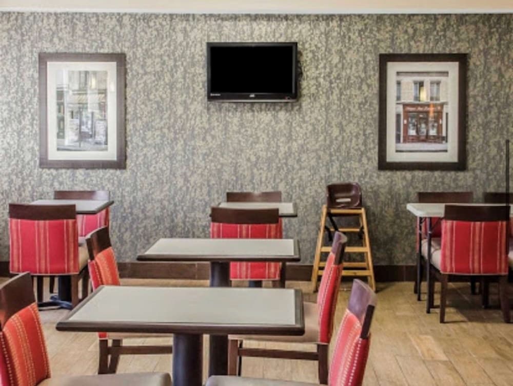 Фото SureStay Plus by Best Western Jonestown Lebanon Valley