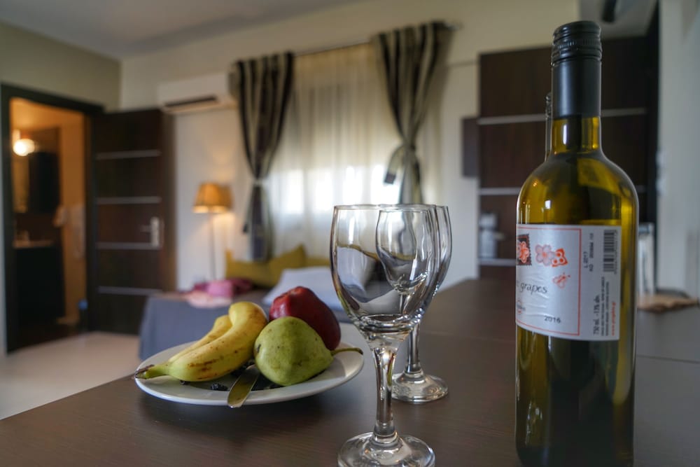 Фото Kokoni Beach Hotel