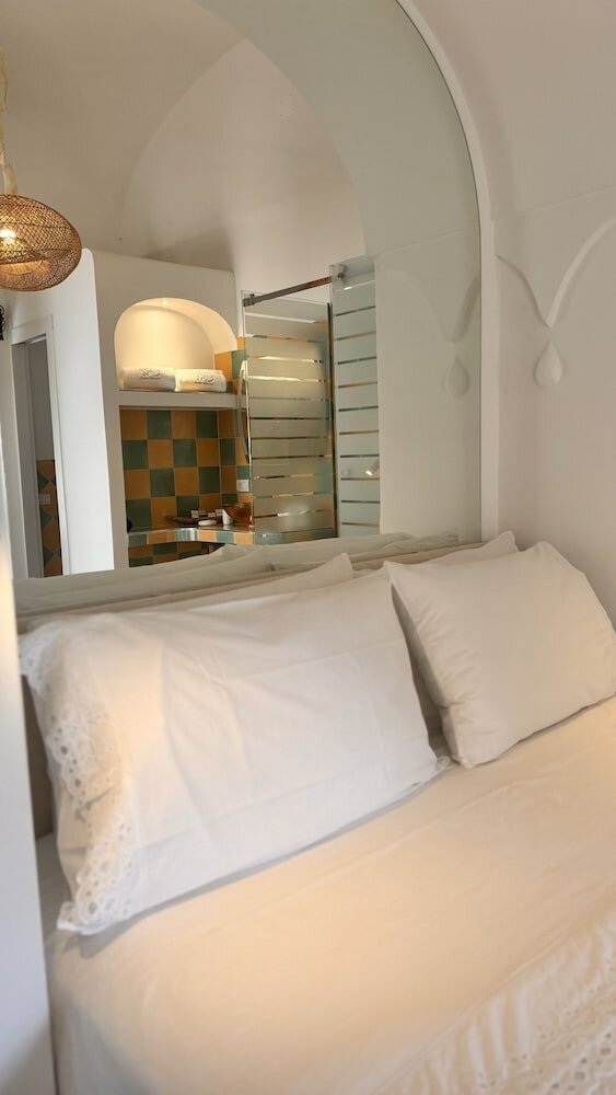 Фото Villa Mary Suites