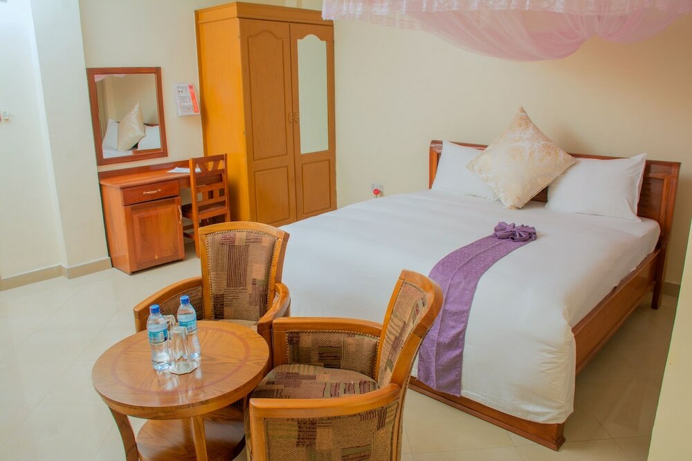 Фото Silver Paradise Hotel