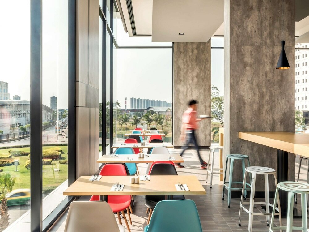 Фото Ibis Bangkok Impact