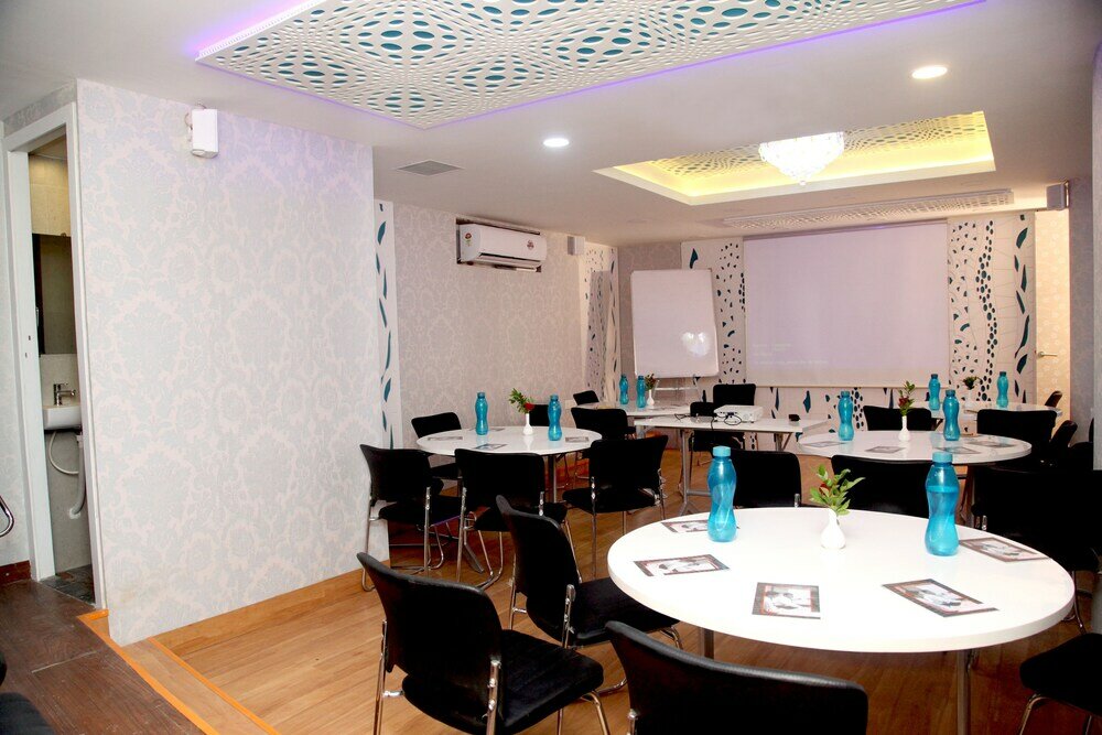 Фото Aboo's Hotel Concord Galaxy