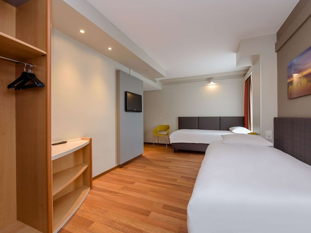 Фото Ibis Wuerzburg City Hotel