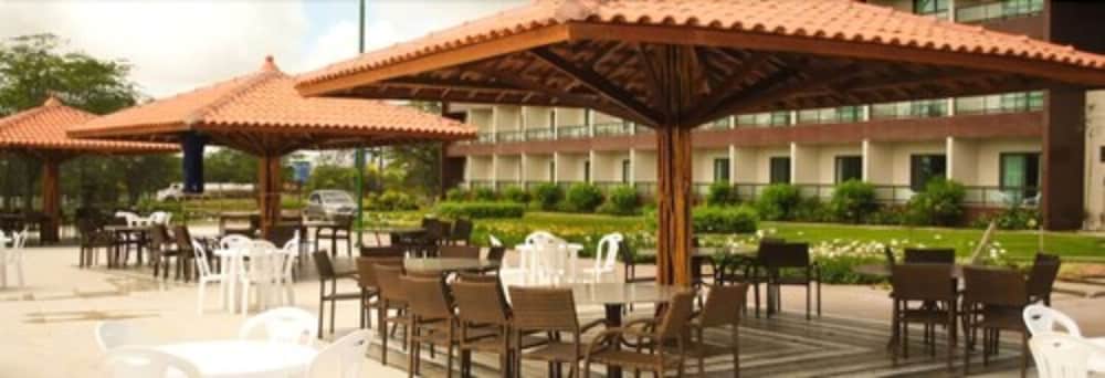 Фото Hotel Canarius de Gravatá