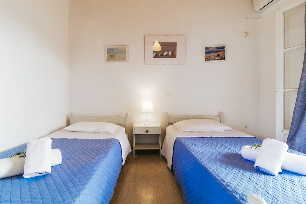 Фото Sunflower Apartments