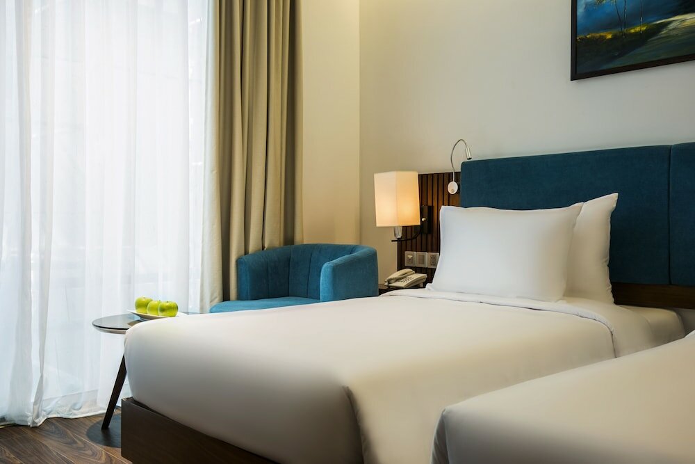 Фото Maximilan Beach Hotel